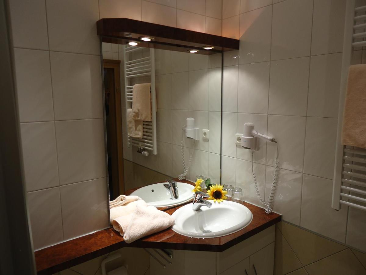 Rattenberg Gasthof-Hotel Dilger מראה חיצוני תמונה