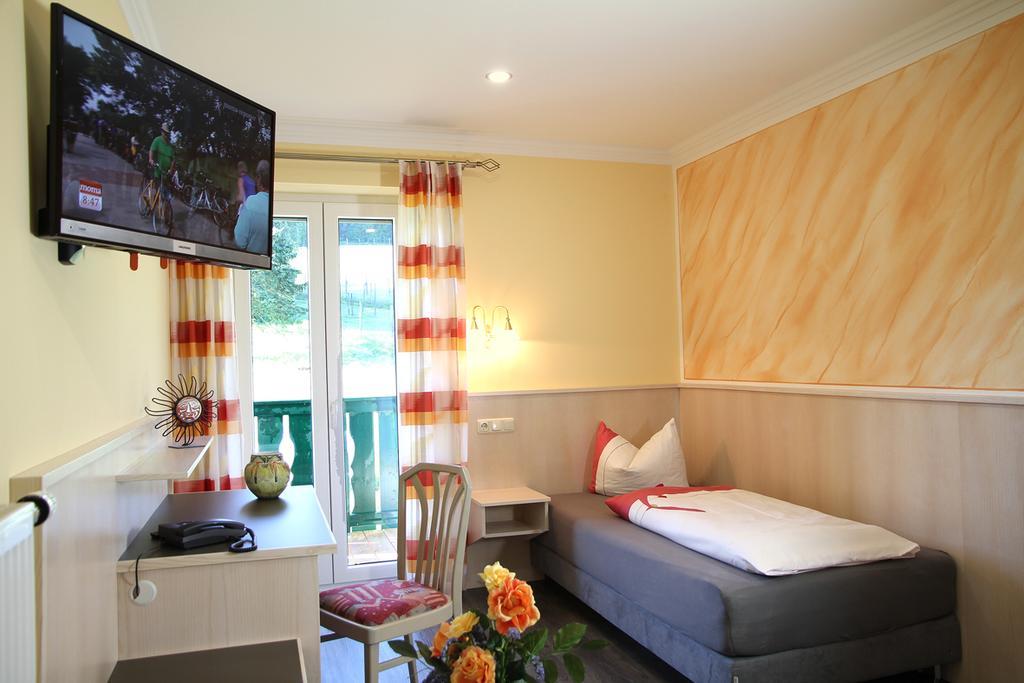 Rattenberg Gasthof-Hotel Dilger מראה חיצוני תמונה